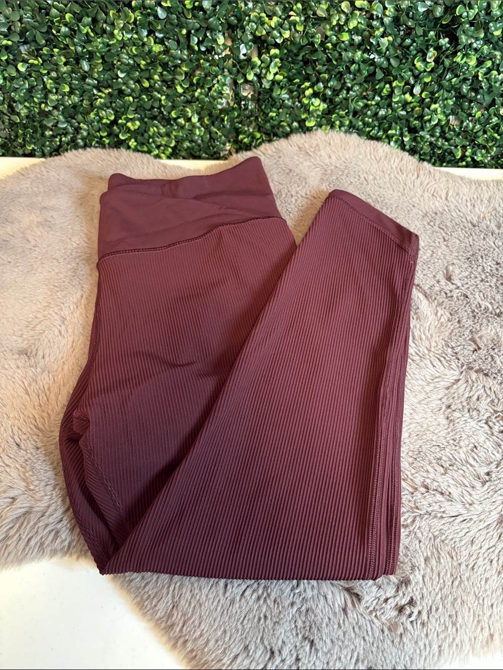 Athleta Ribbed Cross Waistband Maroon Leggings Size XL